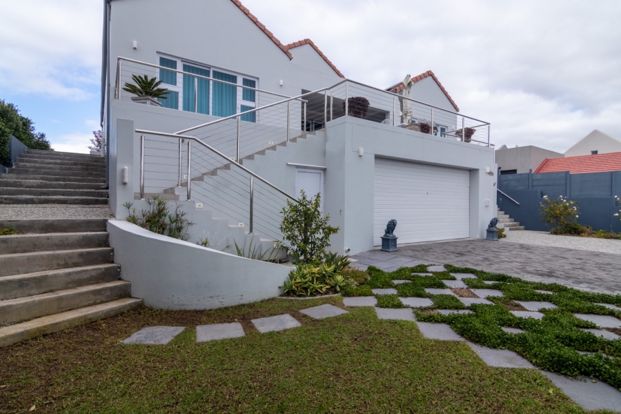 4 Bedroom Property for Sale in Port Owen Western Cape